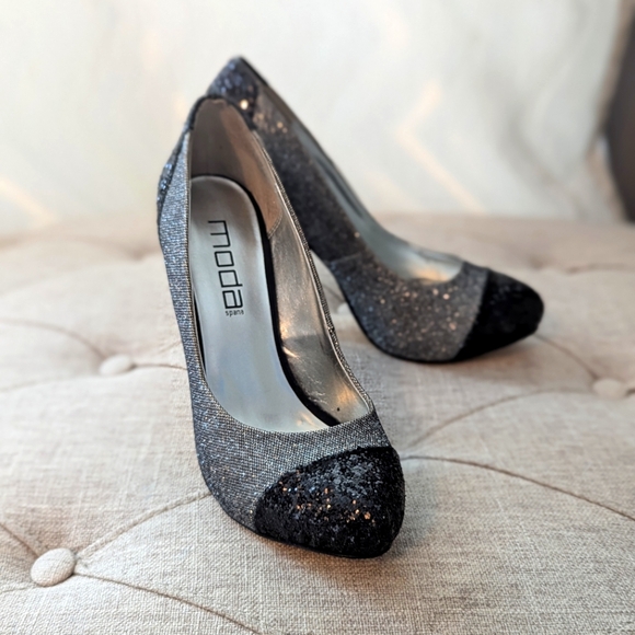 Silver and Black High Heels - Picture 1 of 9